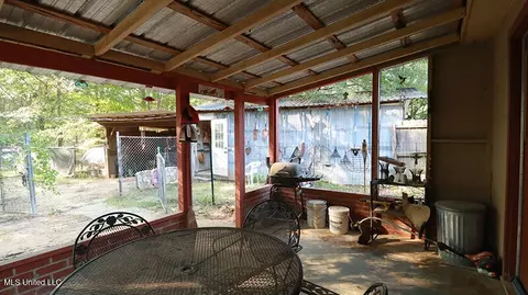 Exterior - 5083 Terry Rd, Jackson, MS 39212 photo 3 of 8