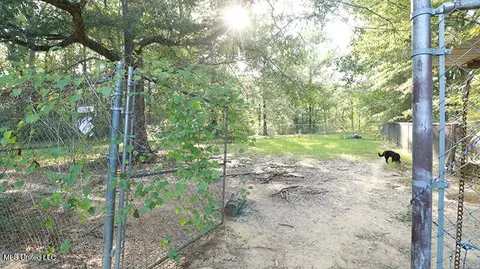 Exterior - 5083 Terry Rd, Jackson, MS 39212 photo 5 of 8