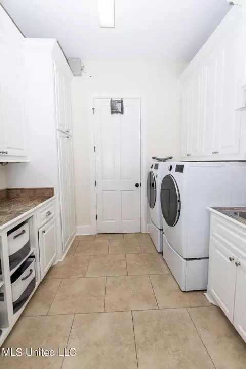 Other - 4254 Berlin Dr, Jackson, MS 39211 photo 3 of 22