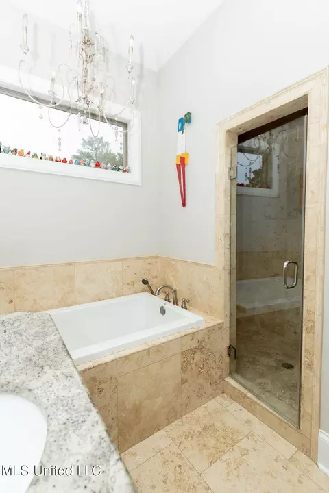 Bath - 4254 Berlin Dr, Jackson, MS 39211 photo 6 of 10
