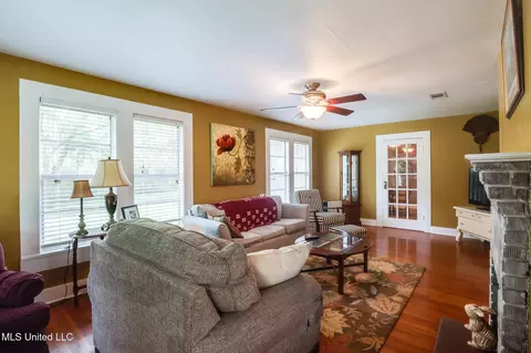 Living - 209 Tower Rd, Wiggins, MS 39577 photo 1 of 2