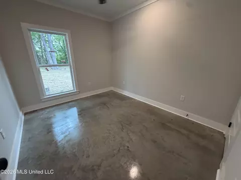 Bedroom - 196 Lake Harbor Rd, Brandon, MS 39047 photo 2 of 3