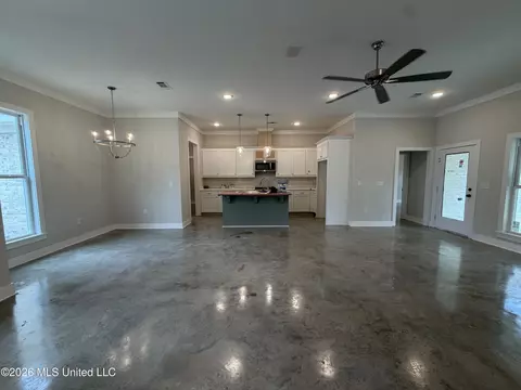 Living - 196 Lake Harbor Rd, Brandon, MS 39047 photo 2 of 2
