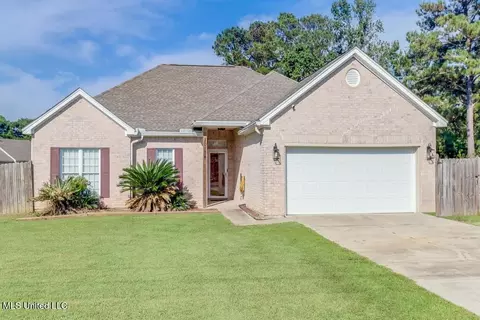 10124 Skyhawk Ct, Biloxi, MS 39532
