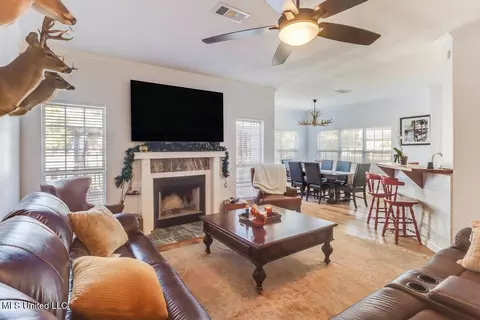 Living - 10124 Skyhawk Ct, Biloxi, MS 39532 photo 3 of 3