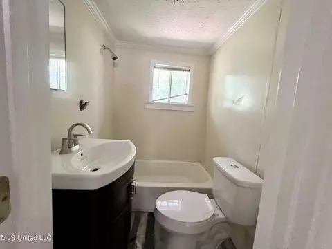 139 Spain Dr, Grenada, MS 38901 photo 3