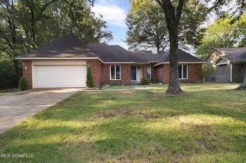 758 Rutland Dr, Southaven, MS 38671