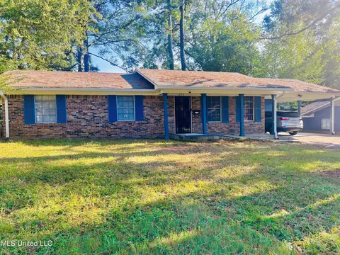 1275 Dorgan St, Jackson, MS 39204