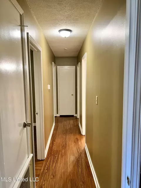 Entry Way - 1275 Dorgan St, Jackson, MS 39204 photo 1 of 1