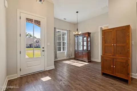 1544 S Clair Cir, Hernando, MS 38632 photo 12