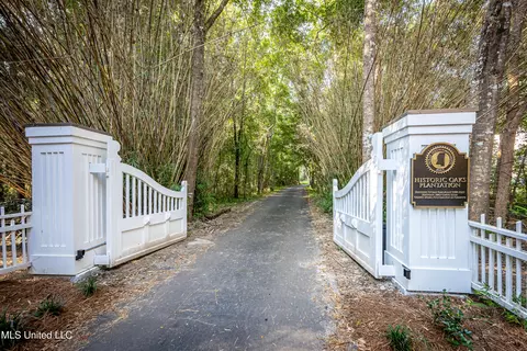 lot2 Pointe Aux Chenes, Ocean Springs, MS 39564