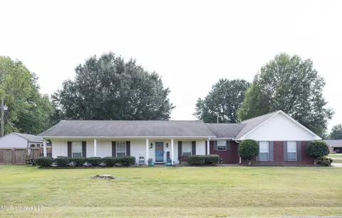 403 Bristol Ave, New Albany, MS 38652