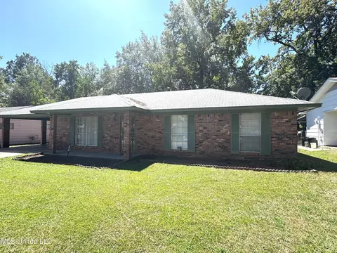 5151 Ginger Dr, Jackson, MS 39209