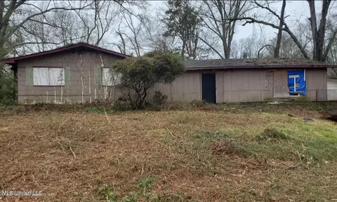 1003 Deryll St, Jackson, MS 39212 photo 1