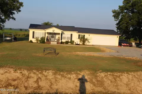 2284 Pride Rd, Crenshaw, MS 38621 photo 2