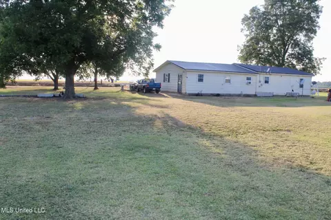 2284 Pride Rd, Crenshaw, MS 38621 photo 6