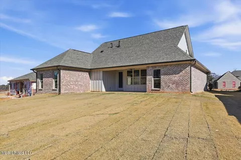 Exterior - 195 Bronson Bnd, Flowood, MS 39232 photo 6 of 6