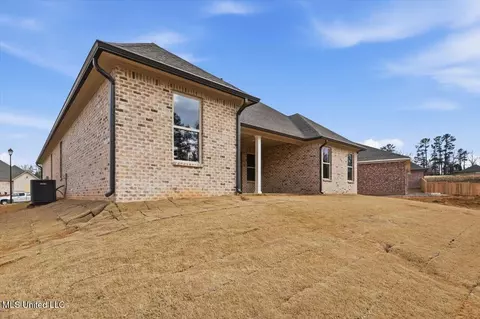 Exterior - 199 Bronson Bnd, Flowood, MS 39232 photo 3 of 5