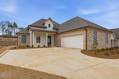 Exterior - 199 Bronson Bnd, Flowood, MS 39232 photo 2 of 5