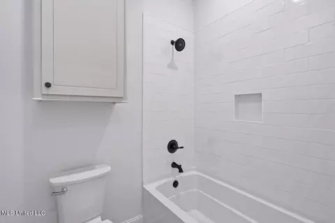 Bath - 199 Bronson Bnd, Flowood, MS 39232 photo 5 of 5