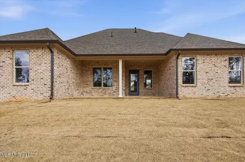 Exterior - 199 Bronson Bnd, Flowood, MS 39232 photo 5 of 5