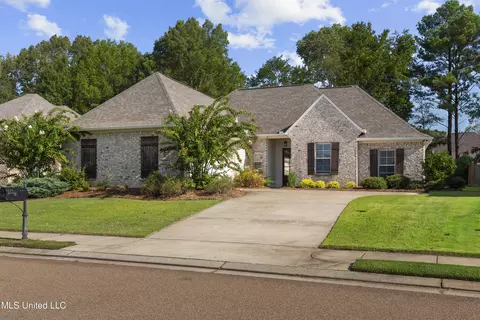 138 Shoreview Dr, Madison, MS 39110