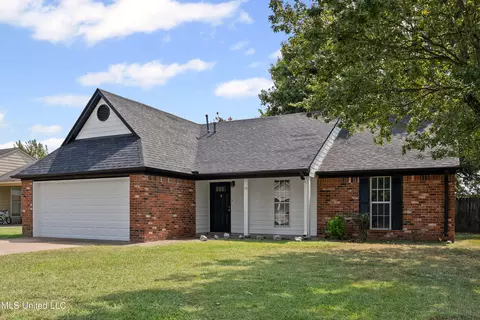 110 Orange Dr, Senatobia, MS 38668