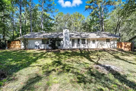 Exterior - 102 Pine Rd, Brandon, MS 39047 photo 4 of 4