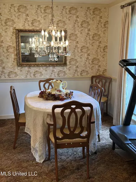 Dining - 209 Sundown Trl, Jackson, MS 39212 photo 1 of 2