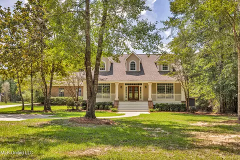 2913 Holden Dr, Vancleave, MS 39565