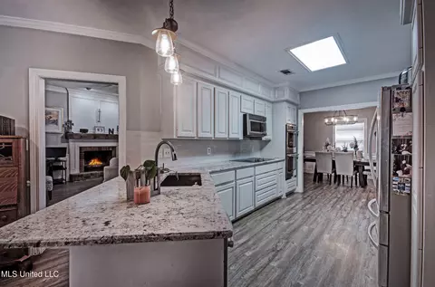 Kitchen - 220 Cherry Dr, Brandon, MS 39042 photo 1 of 3