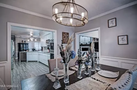 Dining - 220 Cherry Dr, Brandon, MS 39042 photo 2 of 2
