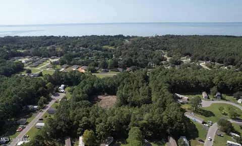 Graveline Road, Gautier, MS 39553