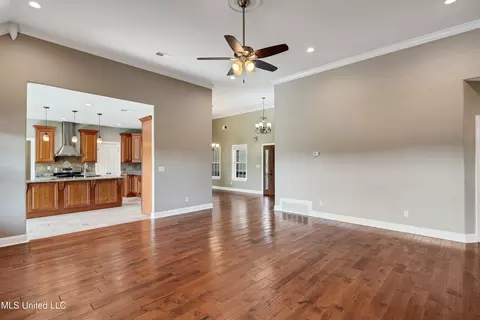 Living - 1778 Sunset Farms Dr, Hernando, MS 38632 photo 1 of 2