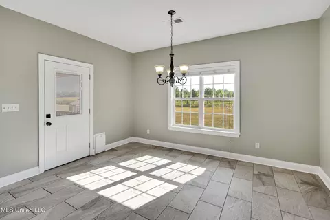 Dining - 1778 Sunset Farms Dr, Hernando, MS 38632 photo 1 of 1