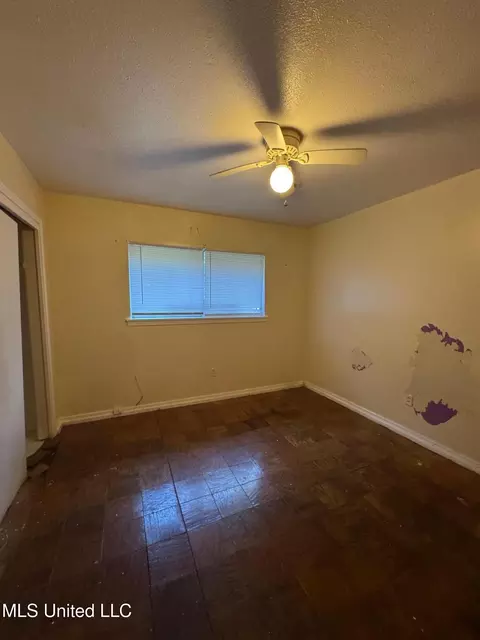 Bedroom - 237 Queen Anne Ln, Jackson, MS 39209 photo 1 of 3