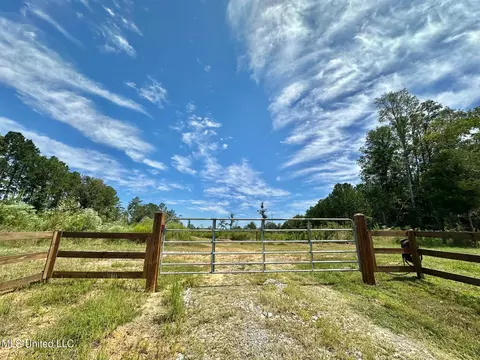 133 Ross Rd, Camden, MS 39045 photo 6