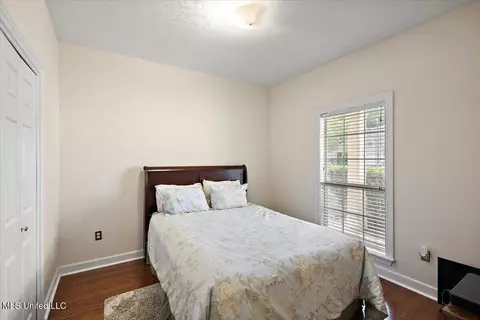 Bedroom - 5980 Baxter Dr, Jackson, MS 39211 photo 1 of 3