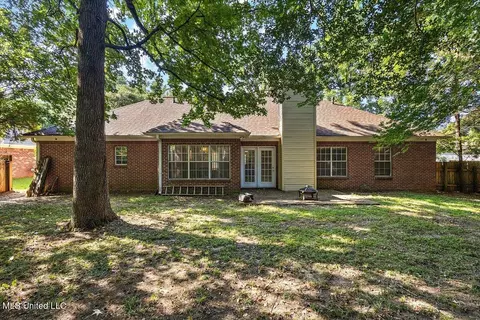 Exterior - 5980 Baxter Dr, Jackson, MS 39211 photo 1 of 2