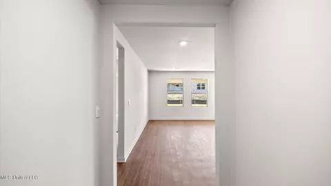 Entry Way - 229 Raulston Dr, Byram, MS 39272 photo 2 of 5