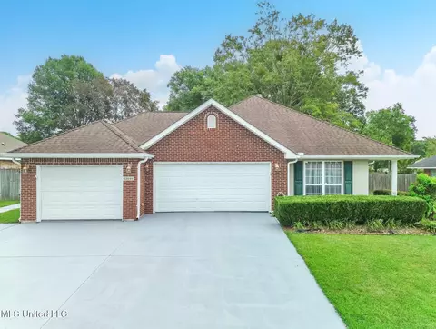 13640 Tara Hills Dr, Gulfport, MS 39503