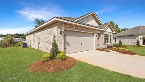505 Cedar Ct, Pearl, MS 39208 photo 2