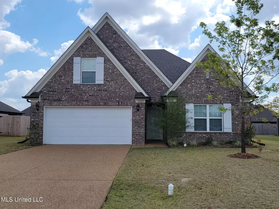 Exterior - 2263 Dela Dr, Southaven, MS 38672 photo 4 of 6