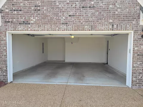 Other - 2263 Dela Dr, Southaven, MS 38672 photo 1 of 8