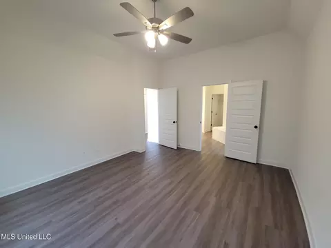 Bedroom - 2263 Dela Dr, Southaven, MS 38672 photo 1 of 6