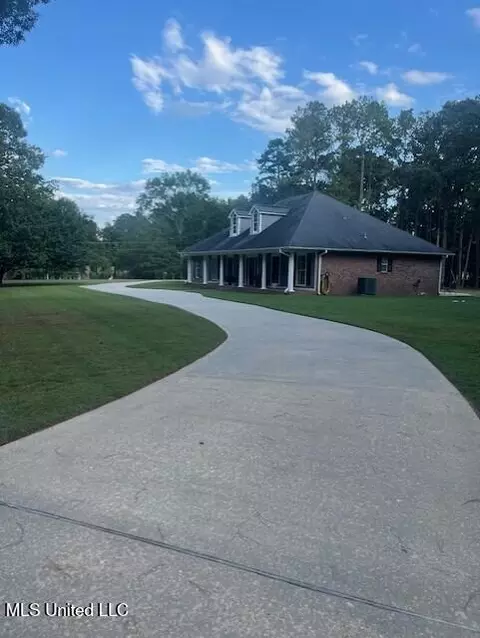 Other - 1125 Deerfield Rd, Summit, MS 39666 photo 2 of 13