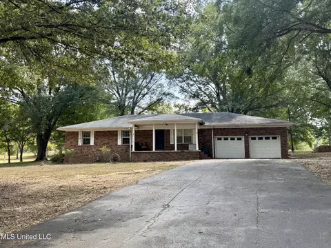 3589 Nickalus Ave, Horn Lake, MS 38637