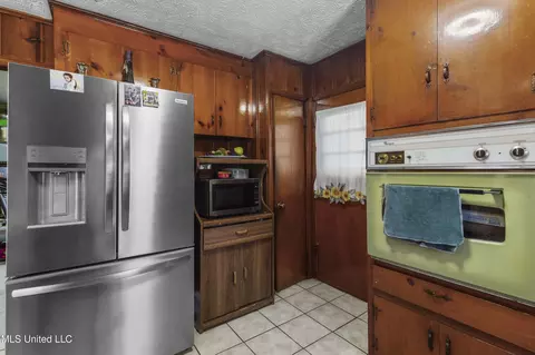 228 E Dinkins St, Canton, MS 39046 photo 10