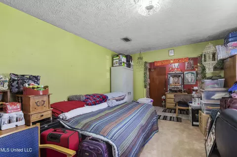 228 E Dinkins St, Canton, MS 39046 photo 18