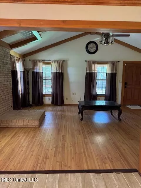 Living - 1024 Sabrina Dr, Summit, MS 39666 photo 6 of 10